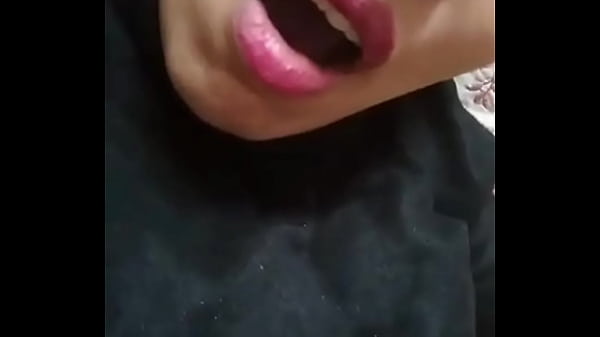 طعم لبنك واحشني علي لسانى