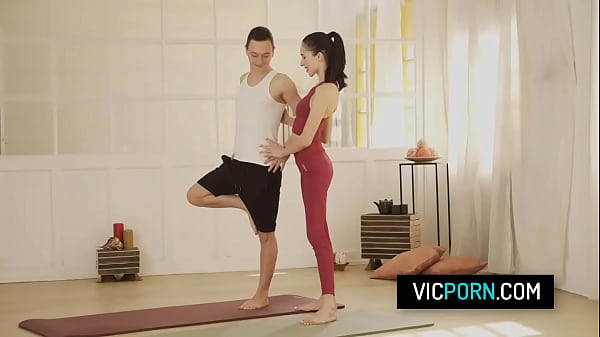 Horny babe Alyssa Bounty instead of yoga have a fuck session